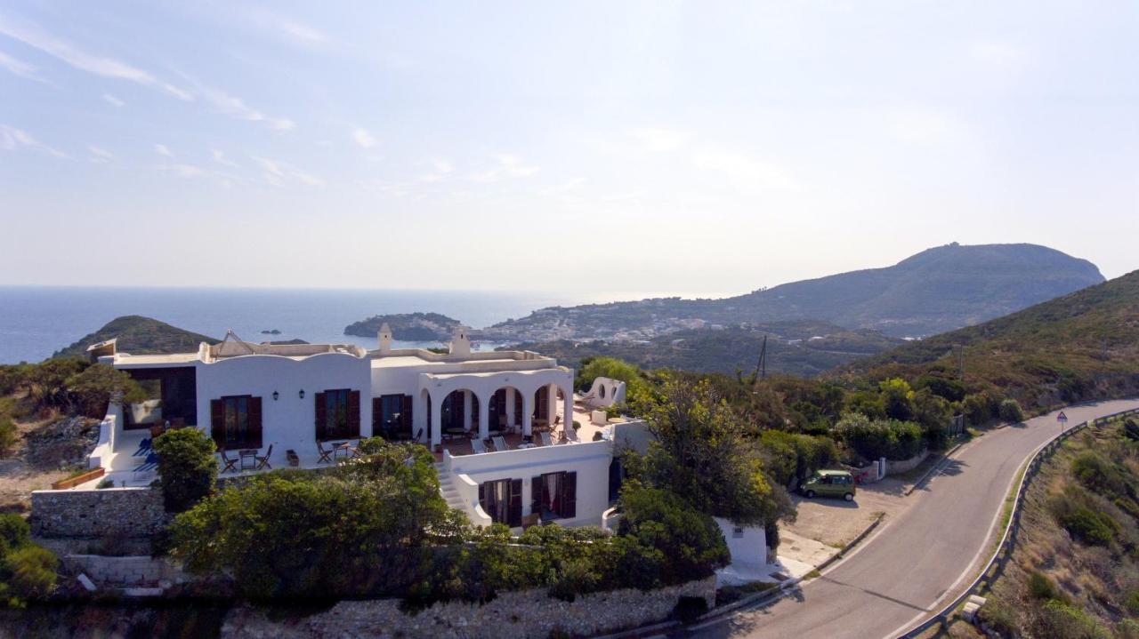 פונזה Guest House Villa Il Gabbiano מראה חיצוני תמונה