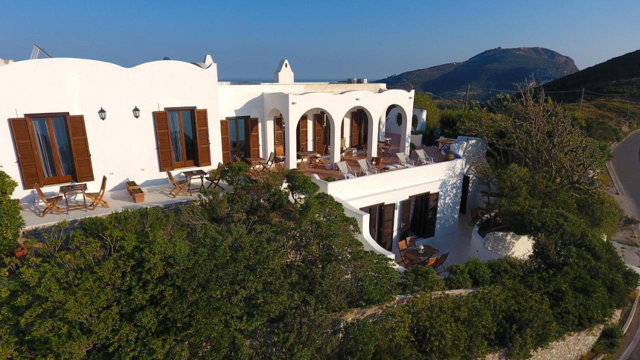 פונזה Guest House Villa Il Gabbiano מראה חיצוני תמונה