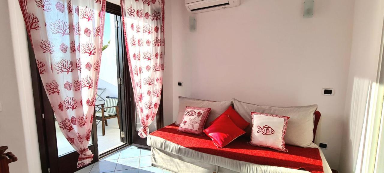 פונזה Guest House Villa Il Gabbiano מראה חיצוני תמונה