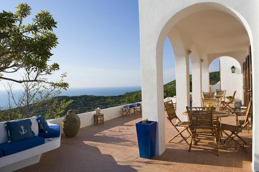 פונזה Guest House Villa Il Gabbiano מראה חיצוני תמונה