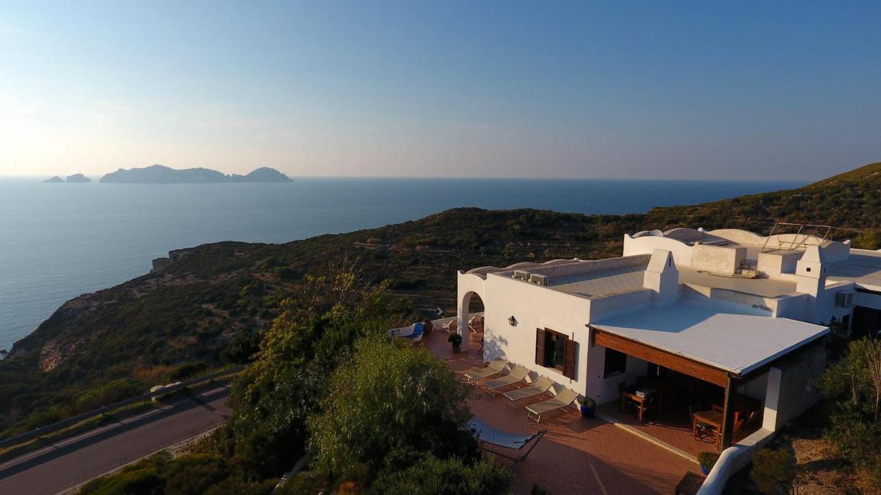 פונזה Guest House Villa Il Gabbiano מראה חיצוני תמונה
