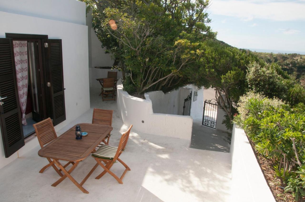 פונזה Guest House Villa Il Gabbiano מראה חיצוני תמונה