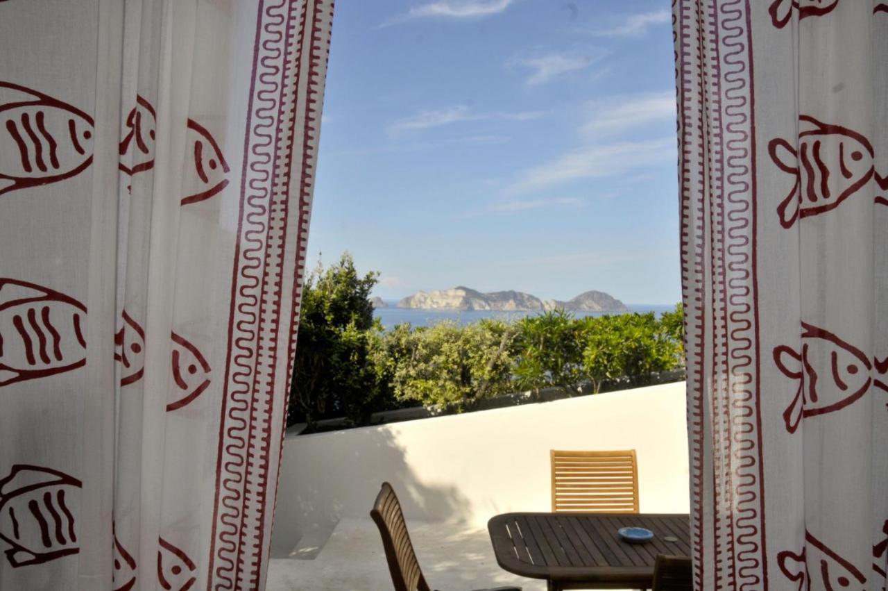 פונזה Guest House Villa Il Gabbiano מראה חיצוני תמונה