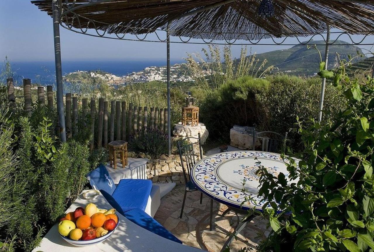 פונזה Guest House Villa Il Gabbiano מראה חיצוני תמונה