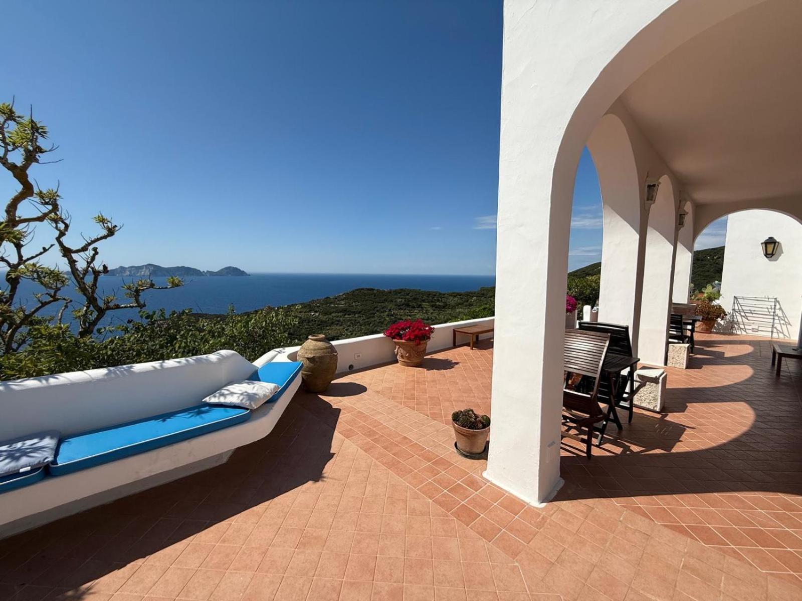 פונזה Guest House Villa Il Gabbiano מראה חיצוני תמונה