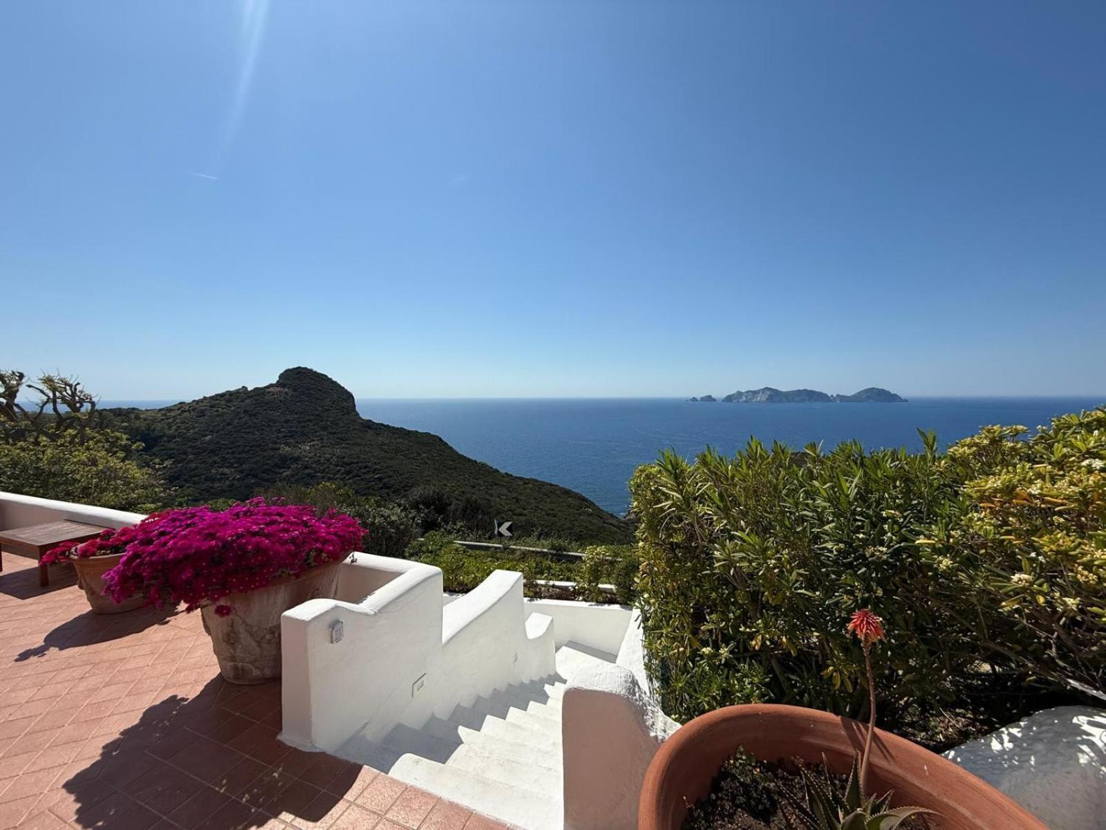 פונזה Guest House Villa Il Gabbiano מראה חיצוני תמונה